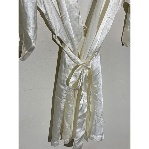 Lillian Rose Womens Satin Robe S/M Ivory Maid of Honor Bride Wedding Embroidered - Picture 4 of 8